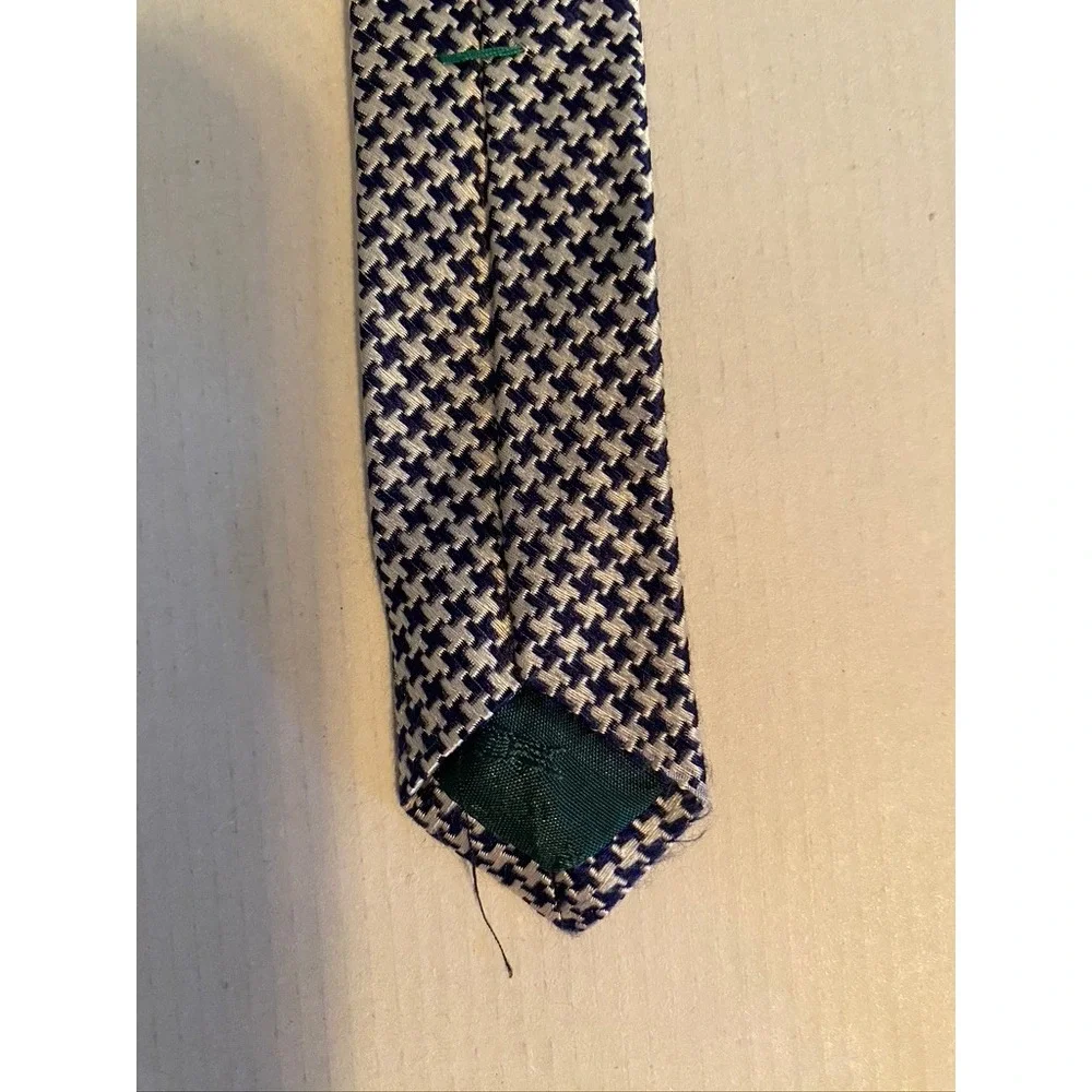 Tommy Hilfiger Mens Red Blue Striped Silk Tie Houndstooth Contrast Tip